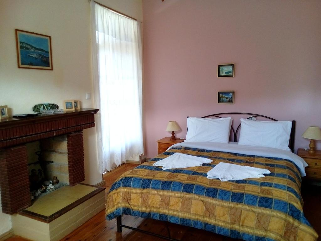 Tsorni Hill Cottage Лефокастро Екстер'єр фото