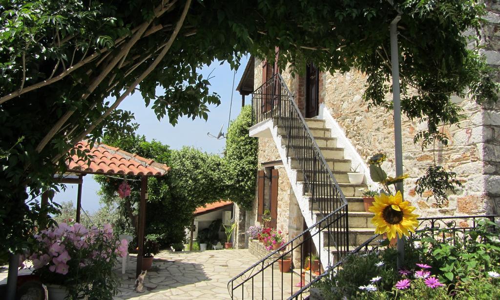 Tsorni Hill Cottage Лефокастро Екстер'єр фото