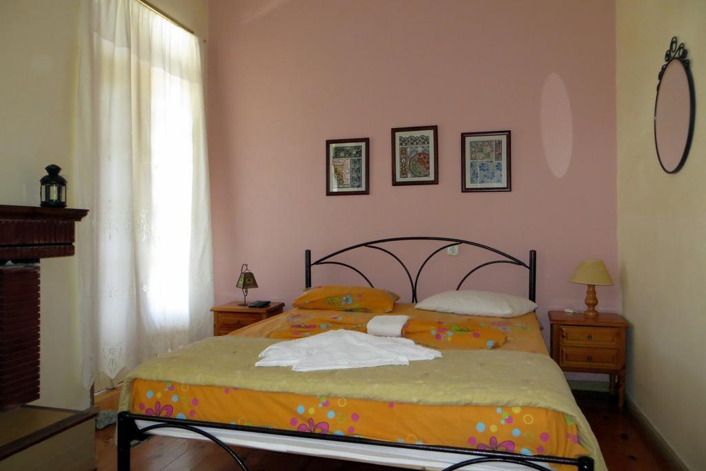 Tsorni Hill Cottage Лефокастро Екстер'єр фото