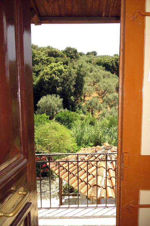 Tsorni Hill Cottage Лефокастро Екстер'єр фото