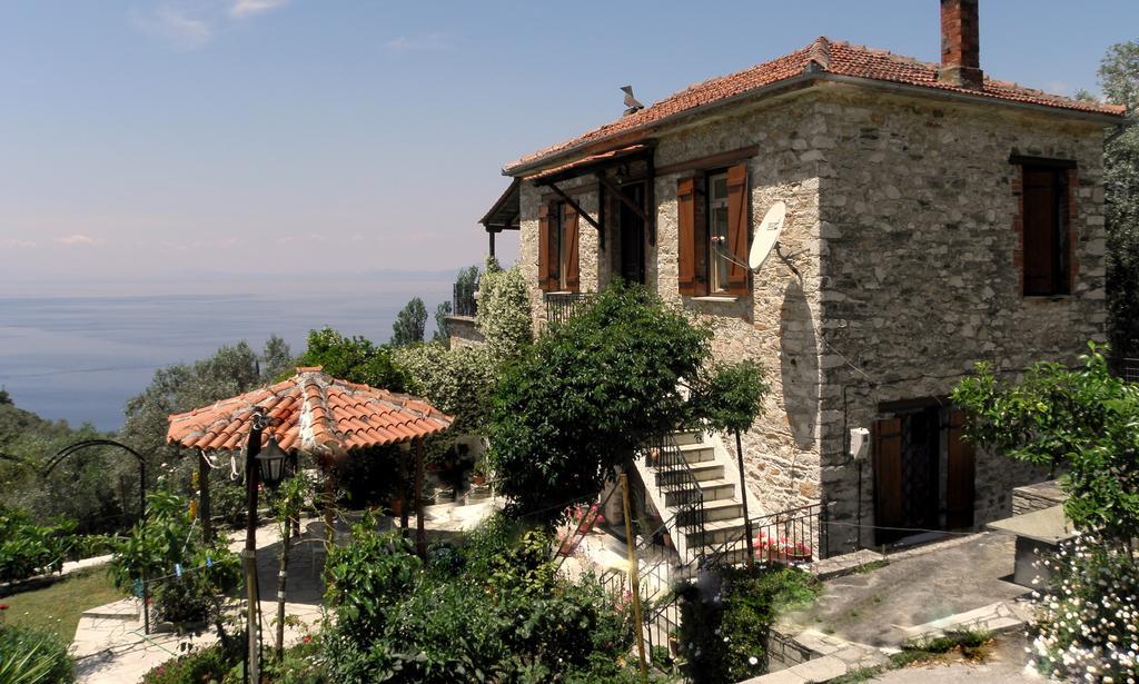 Tsorni Hill Cottage Лефокастро Екстер'єр фото